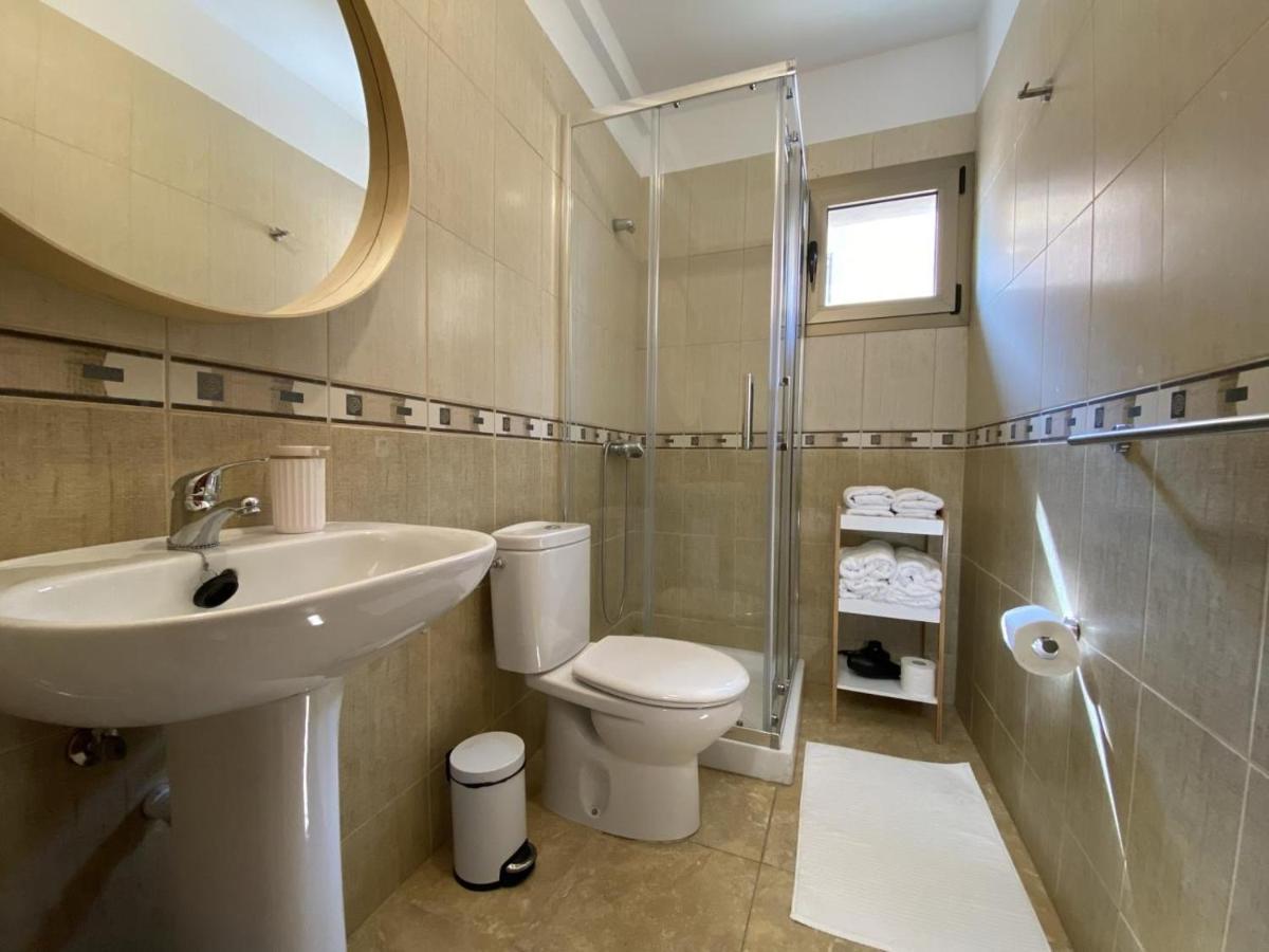 Vivienda Vacacional Sur De Europa B 1 3 拉雷斯廷加 外观 照片