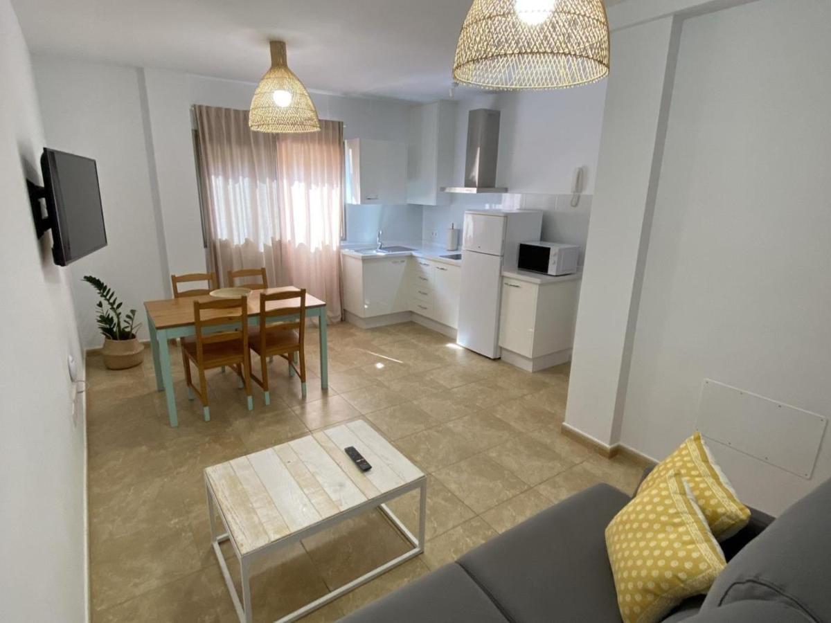 Vivienda Vacacional Sur De Europa B 1 3 拉雷斯廷加 外观 照片